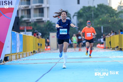 Race photo from Nu Skin Run 10K