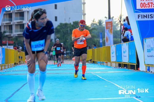 Race photo from Nu Skin Run 10K