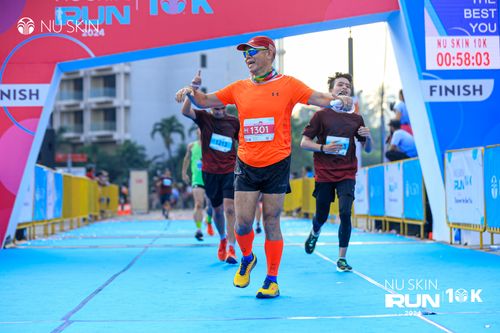 Race photo from Nu Skin Run 10K