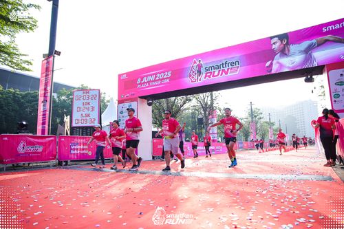Race photo from Smartfren Run 2025 