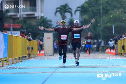 Race photo from Nu Skin Run 10K