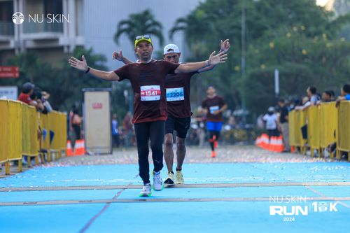 Race photo from Nu Skin Run 10K