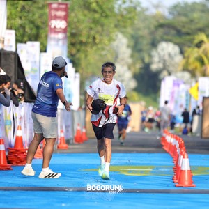 Race photo from BOGORUN 2026