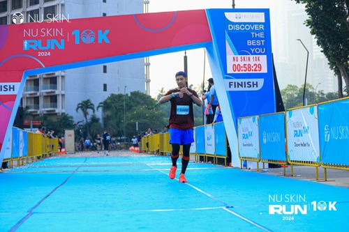 Race photo from Nu Skin Run 10K