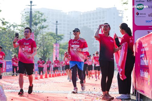 Race photo from Smartfren Run 2025 