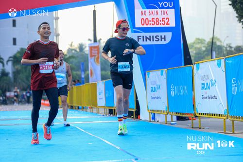 Race photo from Nu Skin Run 10K