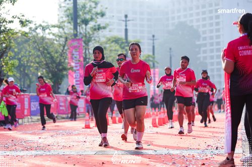 Race photo from Smartfren Run 2025 
