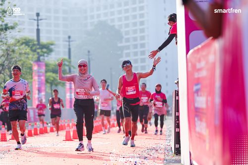 Race photo from Smartfren Run 2025 