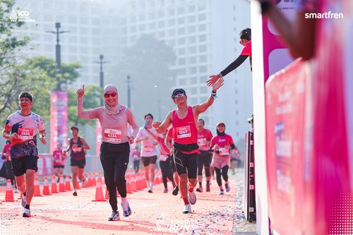 Race photo from Smartfren Run 2025 