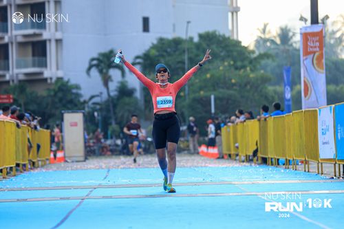 Race photo from Nu Skin Run 10K