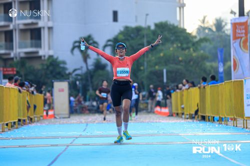 Race photo from Nu Skin Run 10K