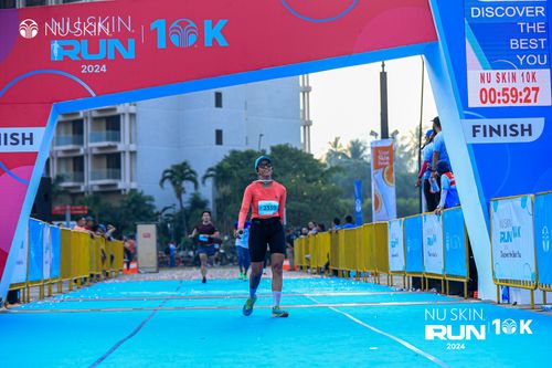 Race photo from Nu Skin Run 10K