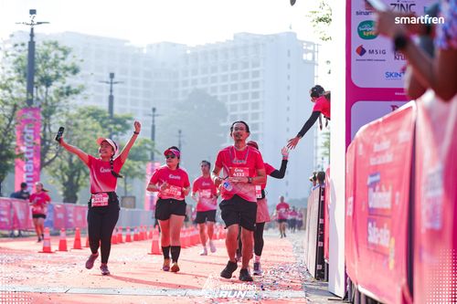Race photo from Smartfren Run 2025 