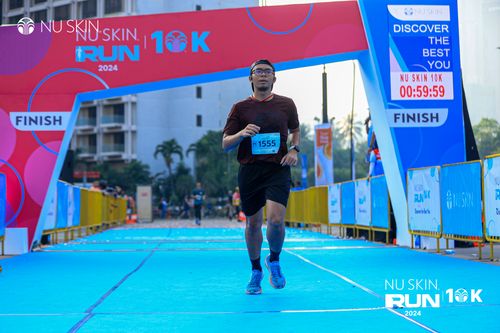 Race photo from Nu Skin Run 10K
