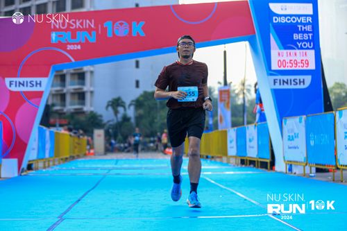 Race photo from Nu Skin Run 10K