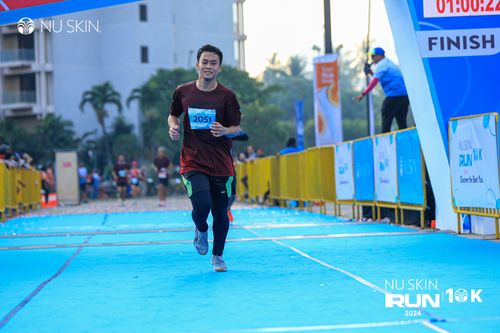 Race photo from Nu Skin Run 10K
