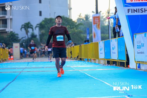 Race photo from Nu Skin Run 10K