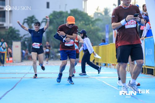 Race photo from Nu Skin Run 10K