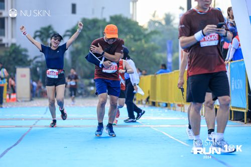 Race photo from Nu Skin Run 10K
