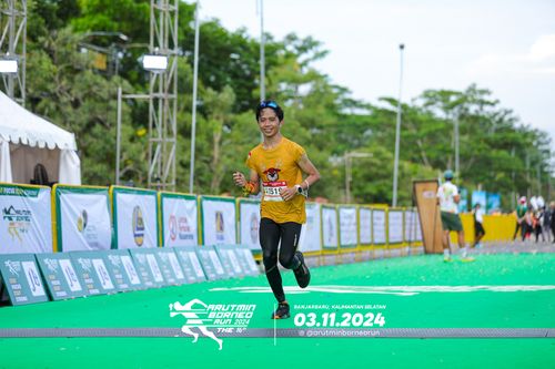 Race photo from Arutmin Borneo Run 2024
