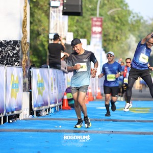 Race photo from BOGORUN 2026