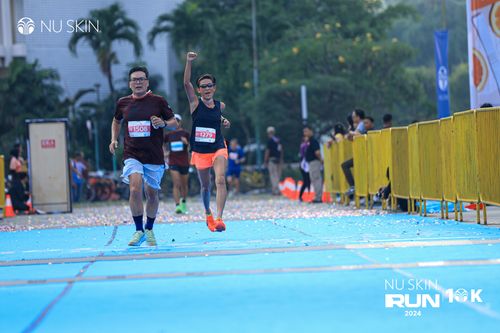 Race photo from Nu Skin Run 10K