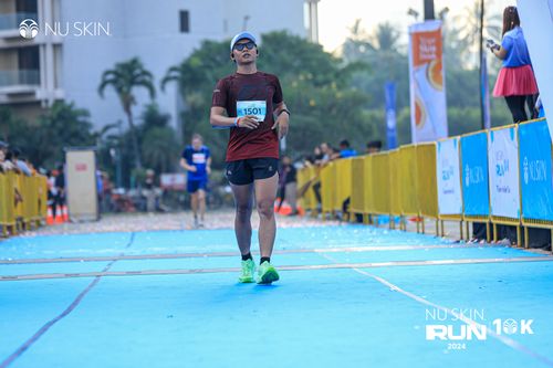 Race photo from Nu Skin Run 10K