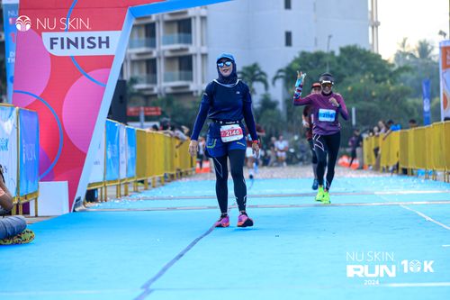 Race photo from Nu Skin Run 10K