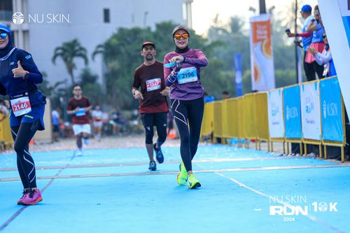 Race photo from Nu Skin Run 10K