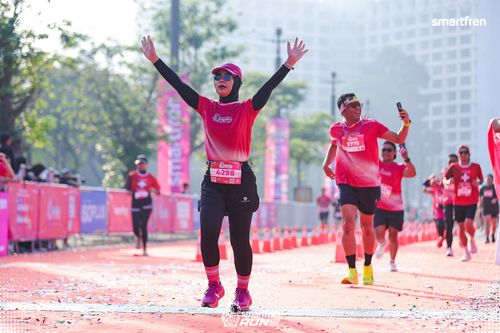 Race photo from Smartfren Run 2025 