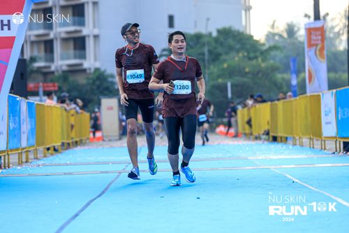 Race photo from Nu Skin Run 10K