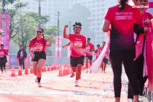 Race photo from Smartfren Run 2025 