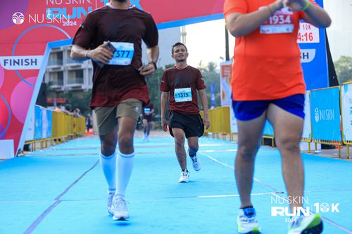 Race photo from Nu Skin Run 10K