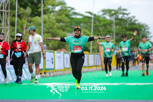 Race photo from Arutmin Borneo Run 2024