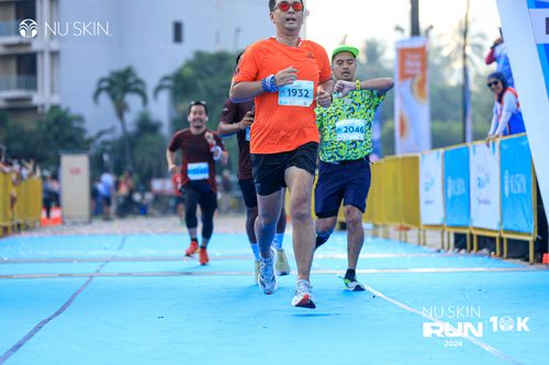 Race photo from Nu Skin Run 10K