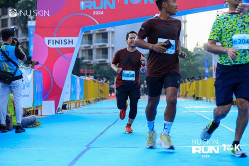 Race photo from Nu Skin Run 10K
