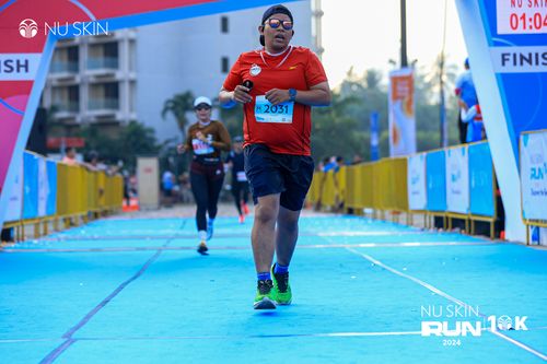Race photo from Nu Skin Run 10K