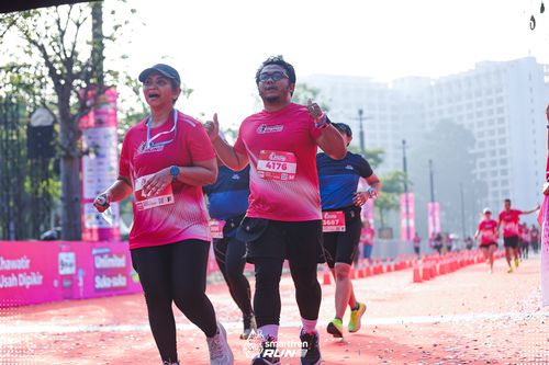 Race photo from Smartfren Run 2025 