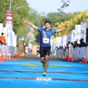Race photo from BOGORUN 2026