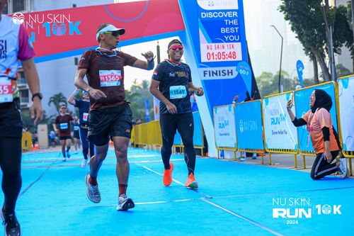 Race photo from Nu Skin Run 10K