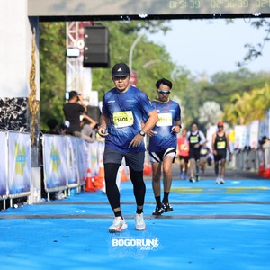 Race photo from BOGORUN 2026