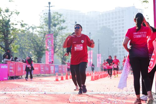 Race photo from Smartfren Run 2025 
