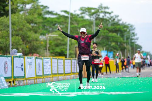 Race photo from Arutmin Borneo Run 2024