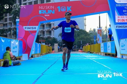 Race photo from Nu Skin Run 10K