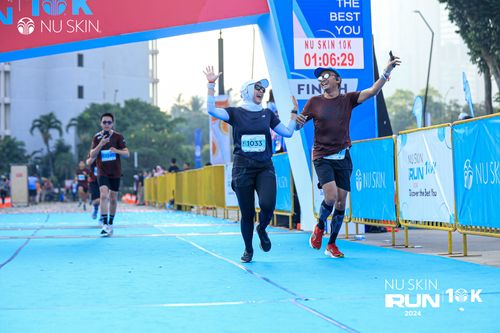 Race photo from Nu Skin Run 10K