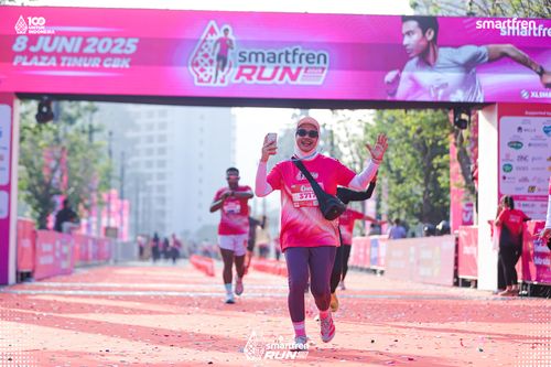 Race photo from Smartfren Run 2025 