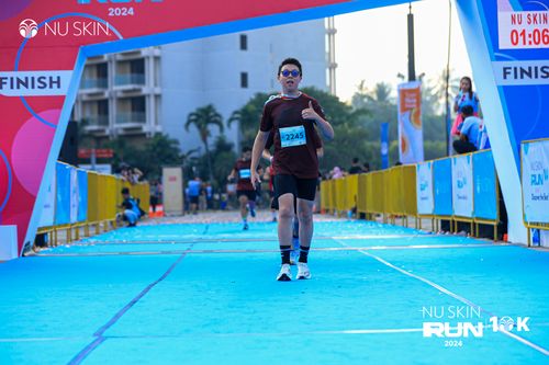 Race photo from Nu Skin Run 10K