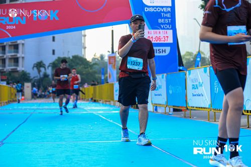 Race photo from Nu Skin Run 10K