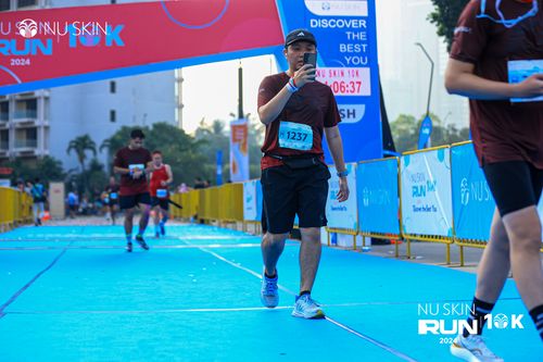 Race photo from Nu Skin Run 10K