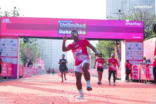 Race photo from Smartfren Run 2025 